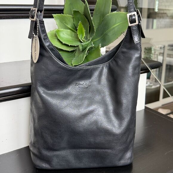 Genuine Leather Minimalist Shoulder Bag Soft Luxurious Adjustable Buckle Straps - Picture 5 of 12